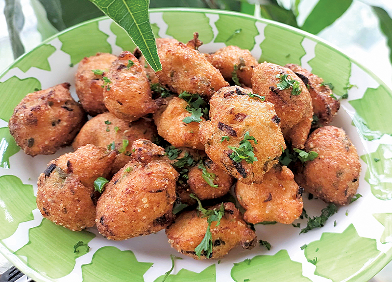 Bara: Crispy Fritters