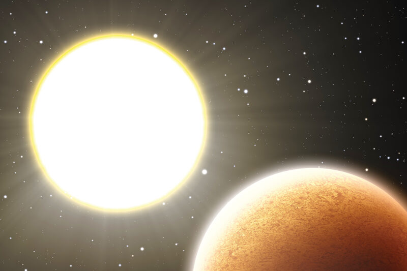Highly Reflective Exoplanet Found 