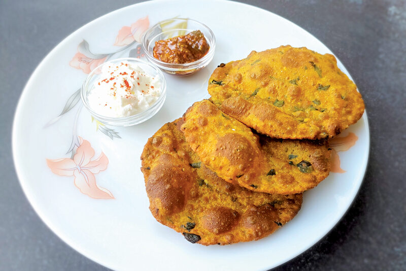 Bajra Methi Puri