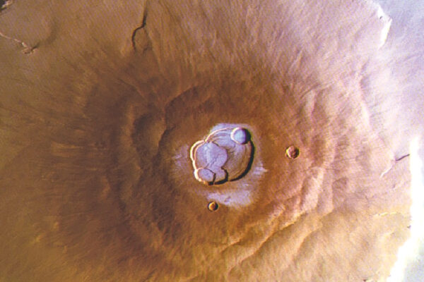 Frost Discovered on Mars’ Volcanoes 