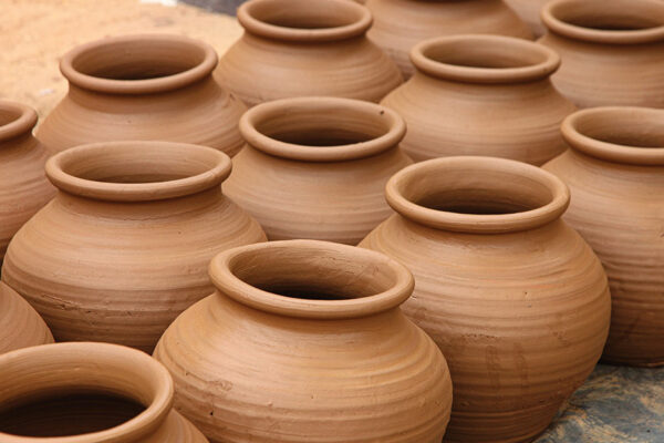 How Does Water Inside Clay Pots Get Cold? 