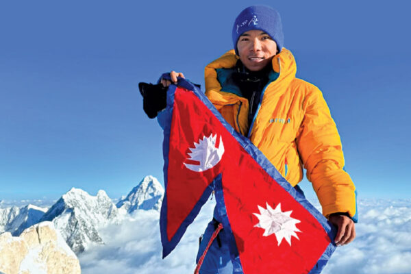 Youngest Mountaineer to Scale 14 of the World’s Tallest Mountains