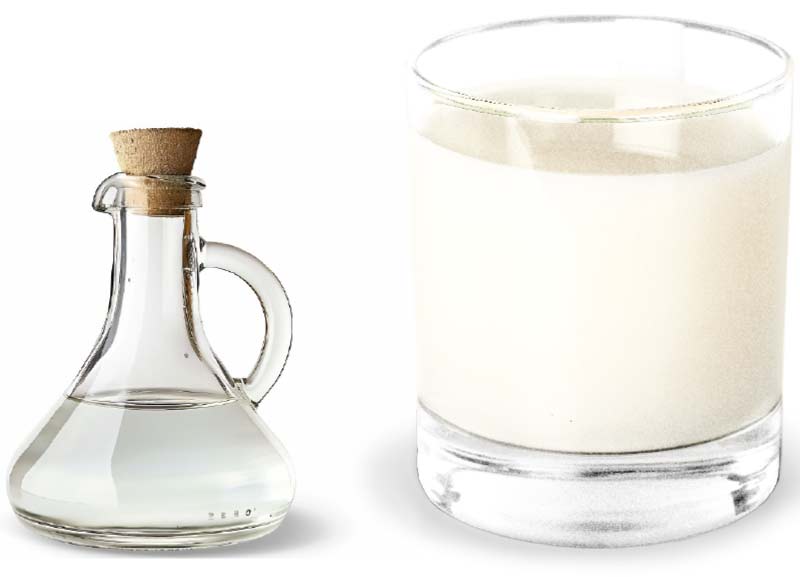 What Happens to Hot Milk When Vinegar Is added to It?  