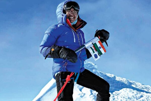 17-year-old Conquers Seven Highest Peaks