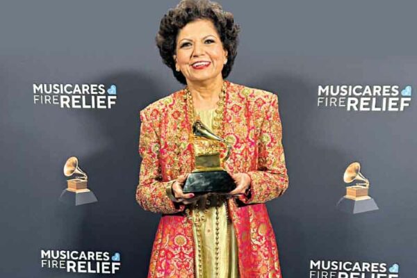 Indian-origin Musician Receives Grammy Award