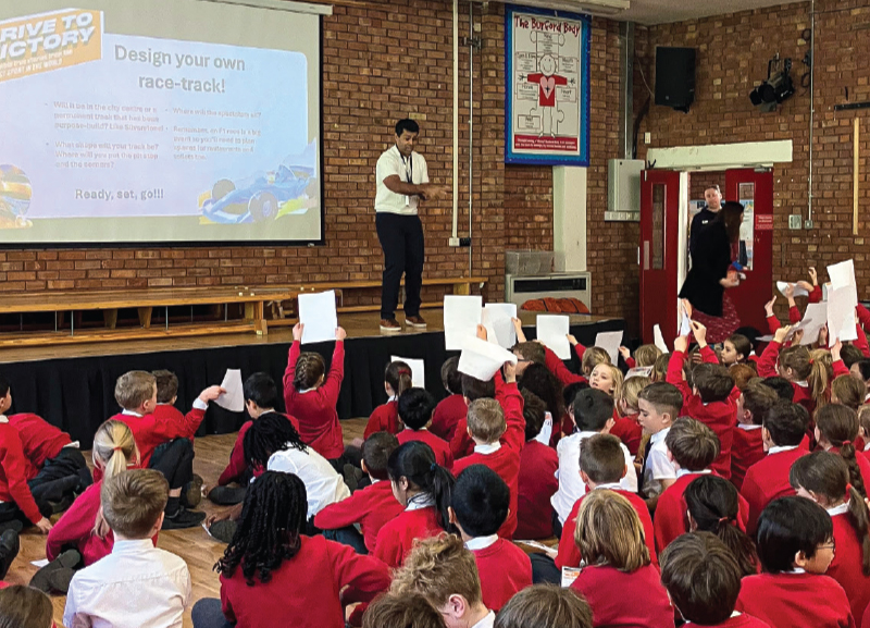 RobinAge Cover Story - Drive to Victory