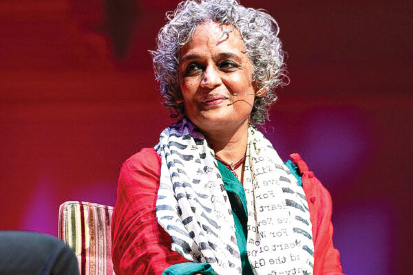 10 Life Lessons to Learn from Arundhati Roy